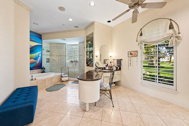 6 Farrell Ridge Drive, Sugar Land, TX 77479