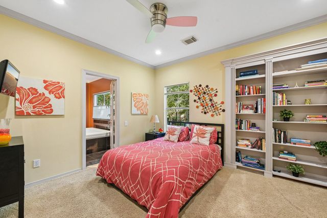 6 Farrell Ridge Drive, Sugar Land, TX 77479