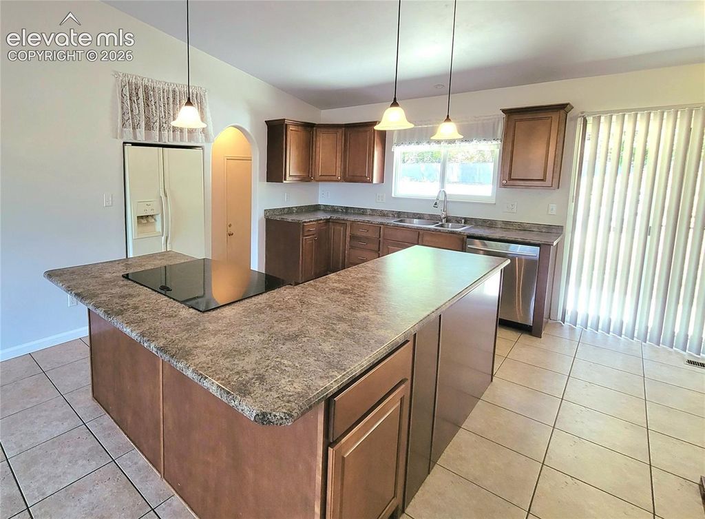 5550 Wilkerson Pass Drive, Colorado Springs, CO 80917 — photo 3