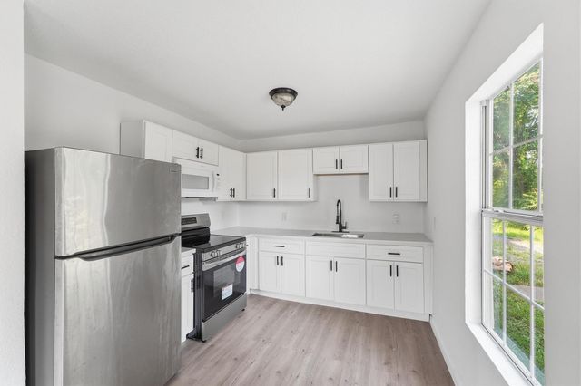 8034 Record Street B, Houston, TX 77028