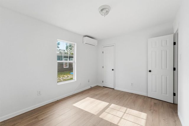 8034 Record Street B, Houston, TX 77028