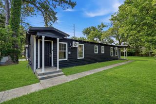 8034 Record Street B, Houston, TX 77028