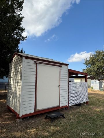 2562 N Lantern Terrace, Hernando, FL 34442