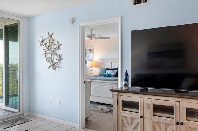 1901 S Roosevelt Blvd Apt 407W, Key West, FL 33040