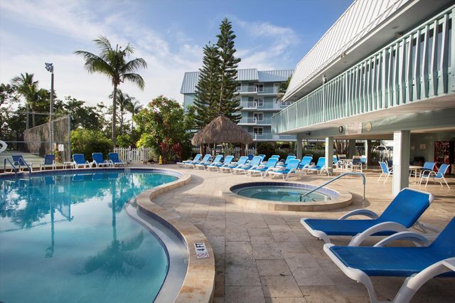 1901 S Roosevelt Blvd Apt 407W, Key West, FL 33040