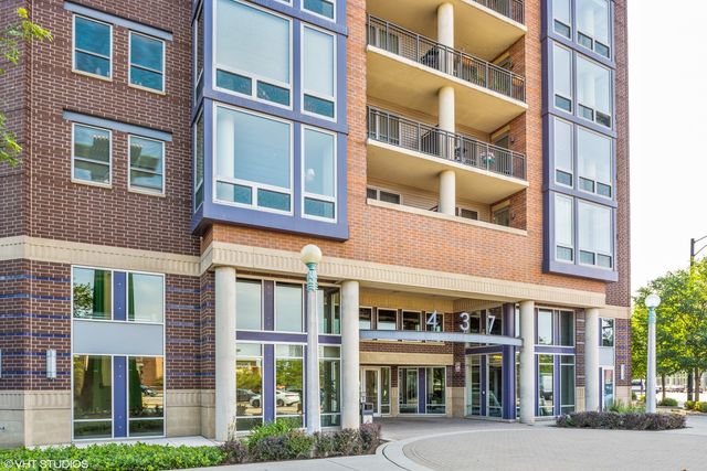 437 W Division Street 610, Chicago, IL 60610
