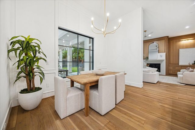 830 Azalea Street, Houston, TX 77018