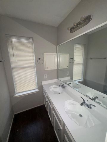 2806 Goldspring Lane, Spring, TX 77373