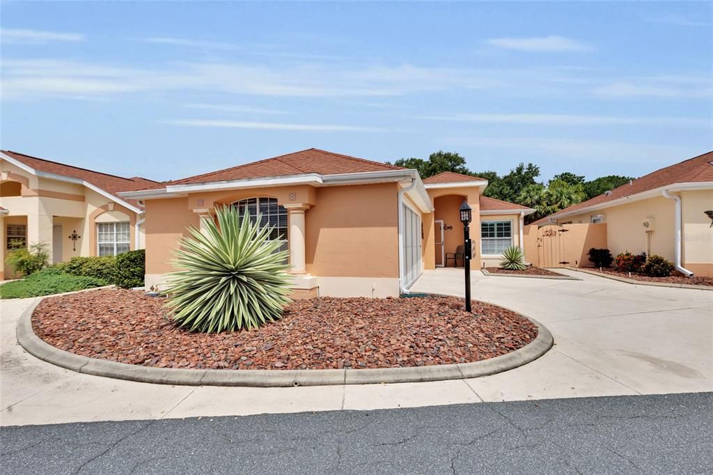 916 MEDIRA DRIVE, Lady Lake, FL 32159