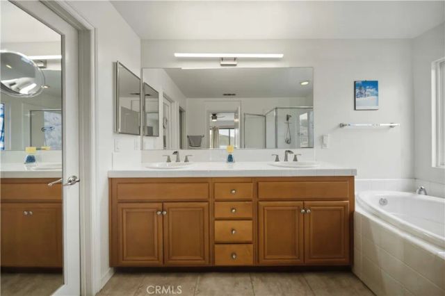 28653 Crown Heights Court, Canyon Country, CA 91387