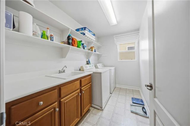 28653 Crown Heights Court, Canyon Country, CA 91387