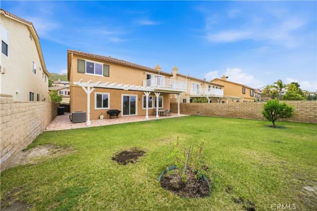 28653 Crown Heights Court, Canyon Country, CA 91387