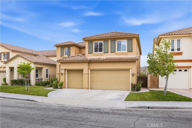 28653 Crown Heights Court, Canyon Country, CA 91387