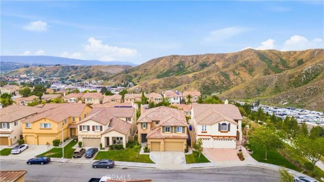 28653 Crown Heights Court, Canyon Country, CA 91387