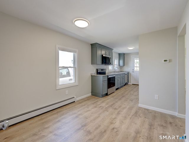 1455R Forbes Street, East Hartford, CT 06118