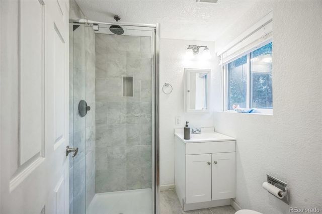 7010 W 44th Avenue, Wheat Ridge, CO 80033