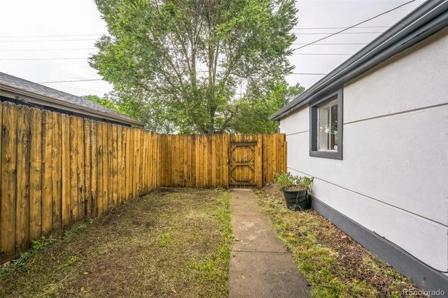 7010 W 44th Avenue, Wheat Ridge, CO 80033