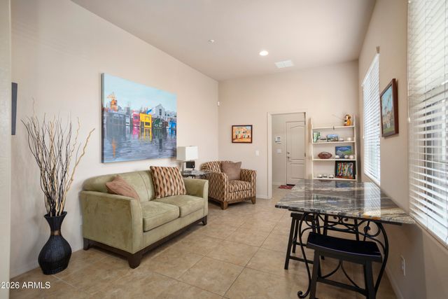 4251 N GOLF Drive, Buckeye, AZ 85396