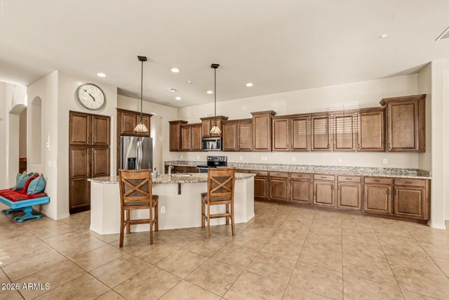 4251 N GOLF Drive, Buckeye, AZ 85396