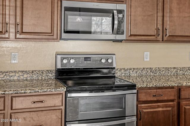 4251 N GOLF Drive, Buckeye, AZ 85396
