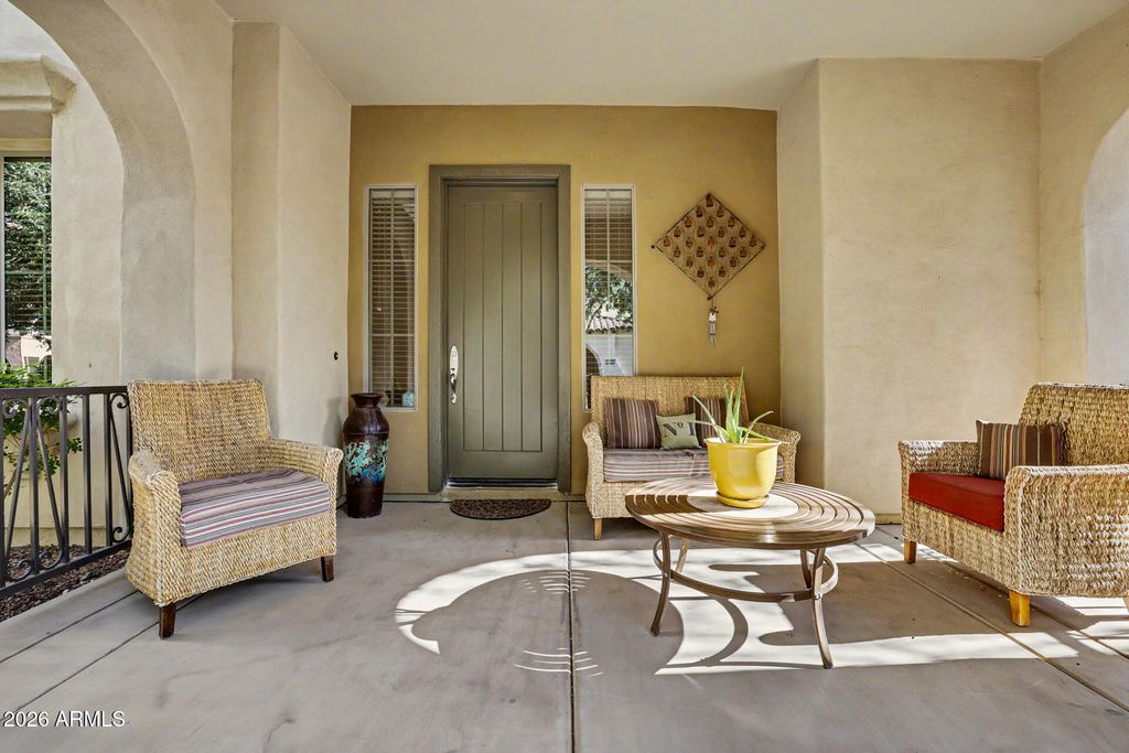 Image 5 of property listing at 4251 N GOLF Drive, Buckeye, AZ 85396