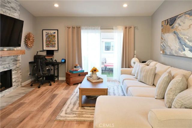 72 Greenmoor 36, Irvine, CA 92614