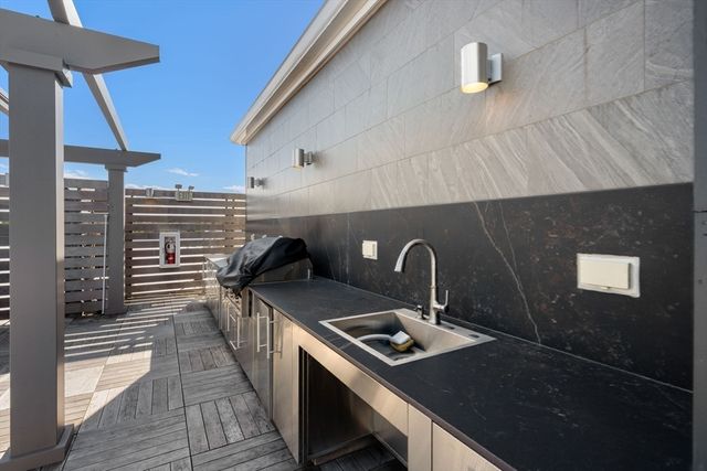 3 Mariners Way 311, Plymouth, MA 02360
