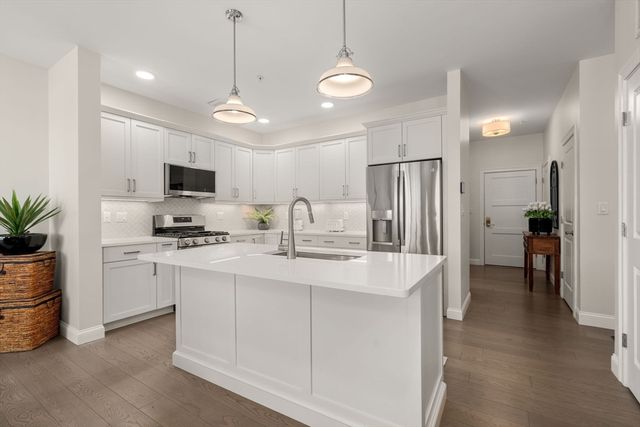 3 Mariners Way 311, Plymouth, MA 02360