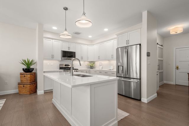 3 Mariners Way 311, Plymouth, MA 02360