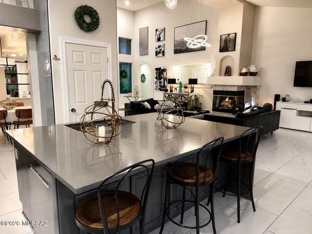 9780 E Spring Hill Place, Tucson, AZ 85749