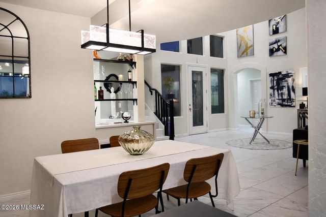 9780 E Spring Hill Place, Tucson, AZ 85749