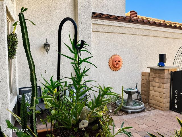 9780 E Spring Hill Place, Tucson, AZ 85749