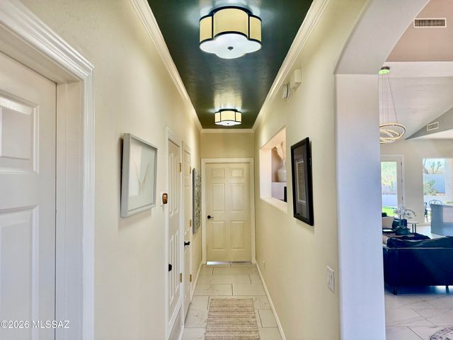 9780 E Spring Hill Place, Tucson, AZ 85749