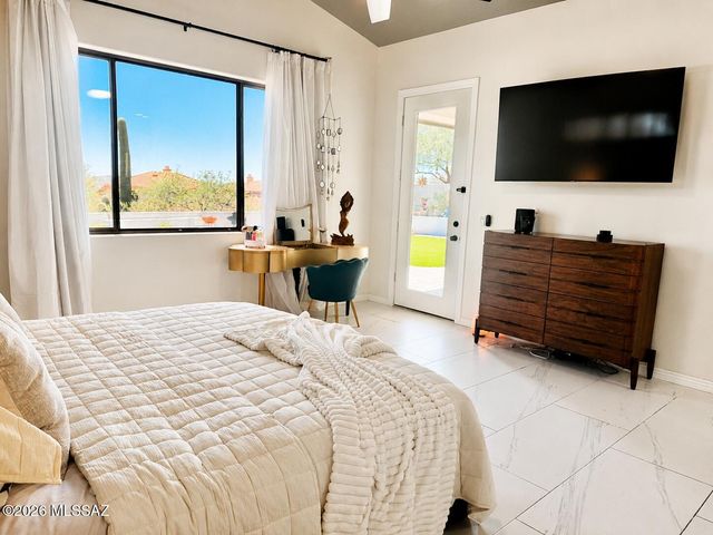9780 E Spring Hill Place, Tucson, AZ 85749
