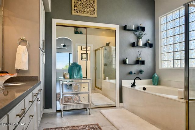 9780 E Spring Hill Place, Tucson, AZ 85749