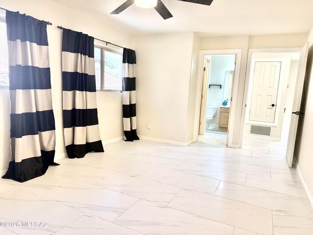 9780 E Spring Hill Place, Tucson, AZ 85749
