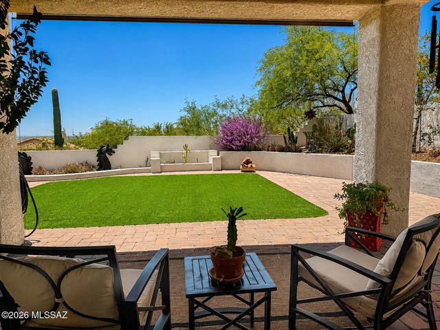 9780 E Spring Hill Place, Tucson, AZ 85749