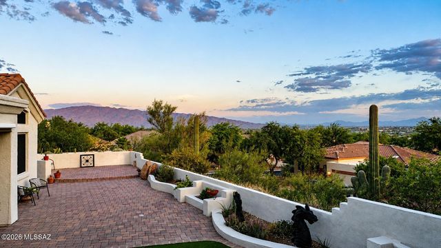 9780 E Spring Hill Place, Tucson, AZ 85749