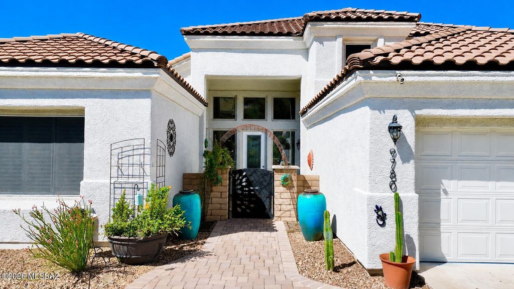 9780 E Spring Hill Place, Tucson, AZ 85749