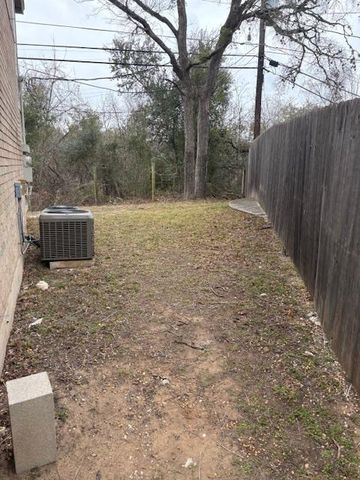 5303 Saint Georges GRN C, Austin, TX 78745