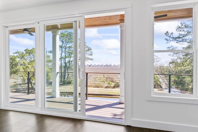 42 Enclave Place, Pawleys Island, SC 29585