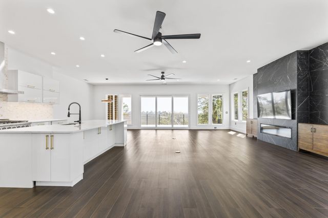 42 Enclave Place, Pawleys Island, SC 29585