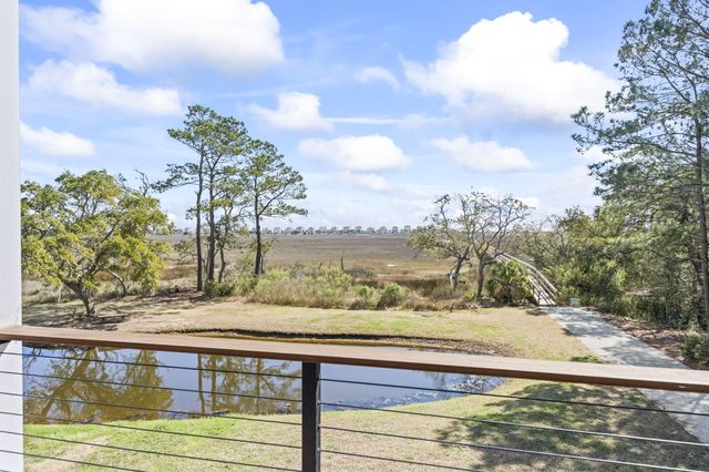 42 Enclave Place, Pawleys Island, SC 29585