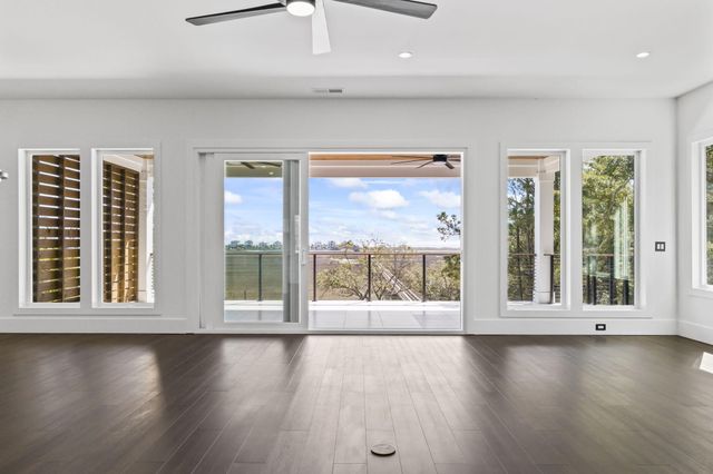 42 Enclave Place, Pawleys Island, SC 29585