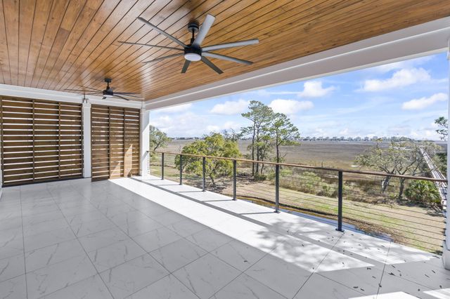 42 Enclave Place, Pawleys Island, SC 29585