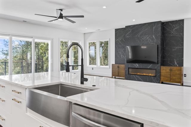 42 Enclave Place, Pawleys Island, SC 29585