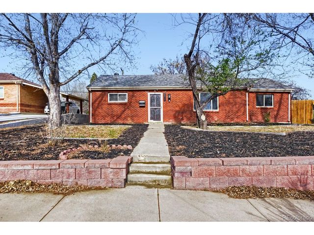 8861 Poze Blvd, Thornton, CO 80229