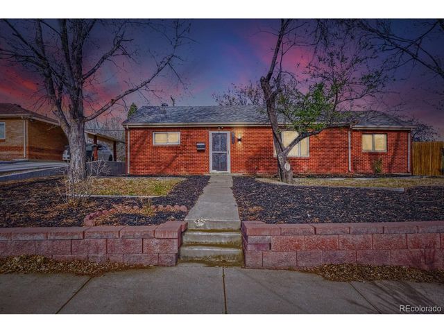 8861 Poze Blvd, Thornton, CO 80229