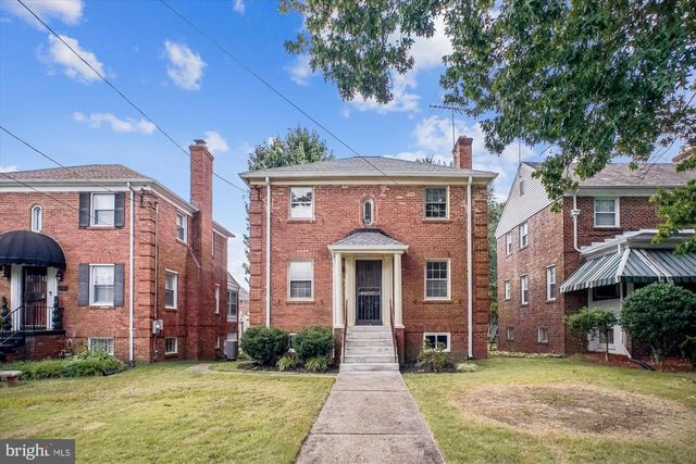 1739 ALLISON ST NE, Washington, DC 20017