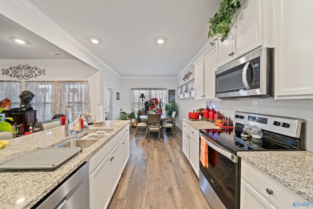 205 Antler Ridge Drive, Huntsville, AL 35811